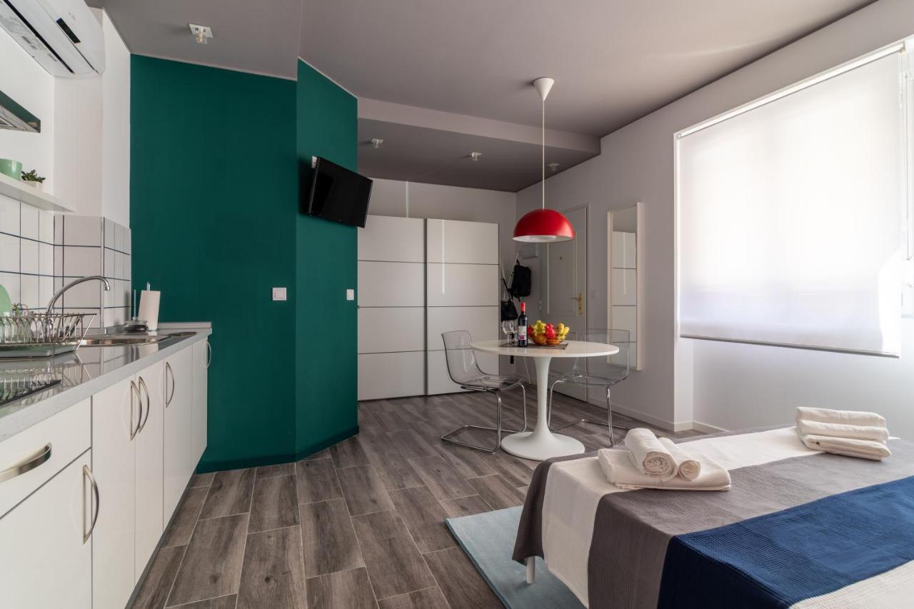 Apartamentos Navio Valencia Buitenkant foto